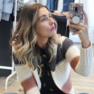 Meet your Posher, Carla